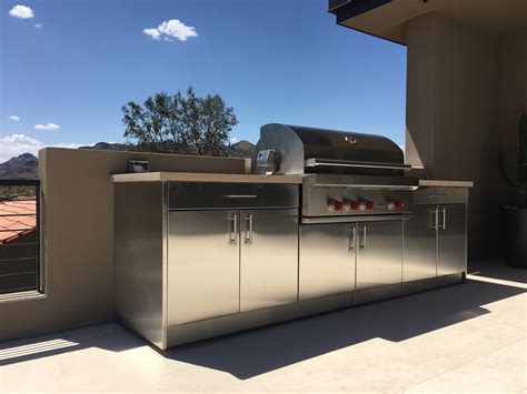 stainless steel outdoor kitchen